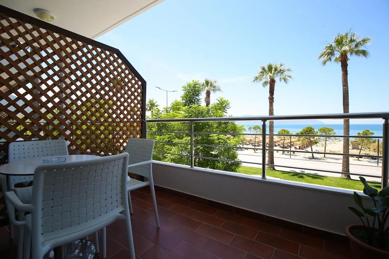 Hotel Summer Stars فلورا